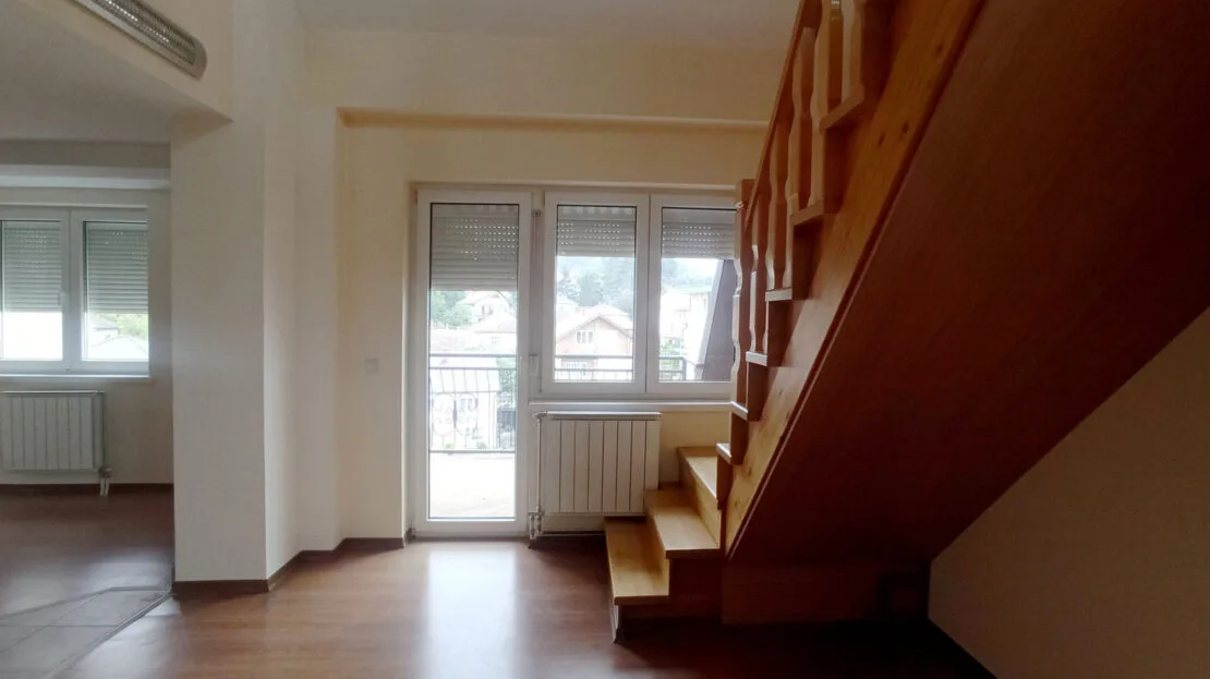 Квартира-дуплекс в Бане Ковиляче